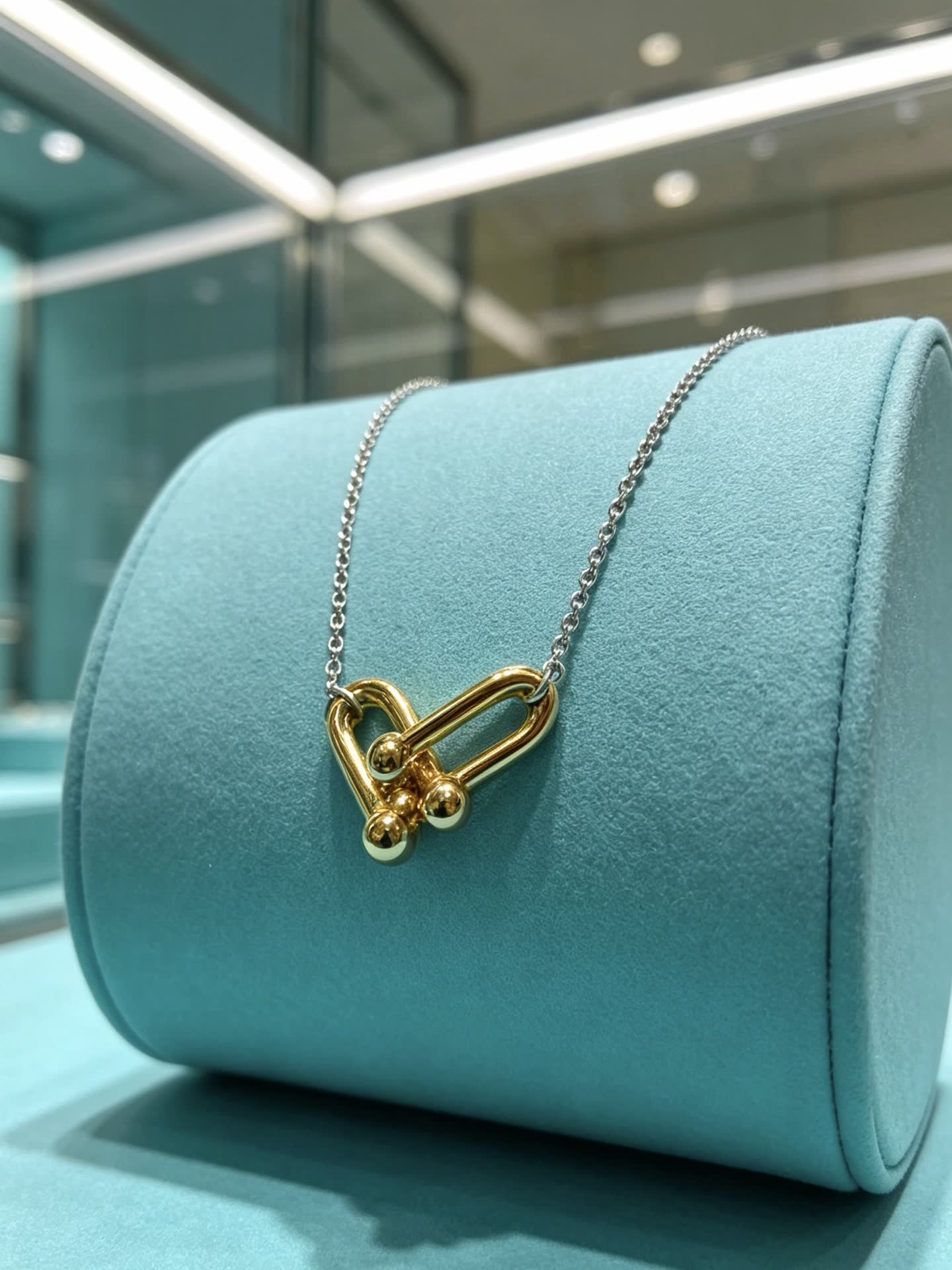 Tiffany & Co. Return to Heart Necklace
